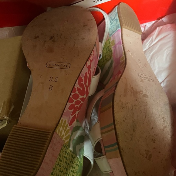 Coach white sandals with multi pastel patch wedged heel - Picture 4 of 4